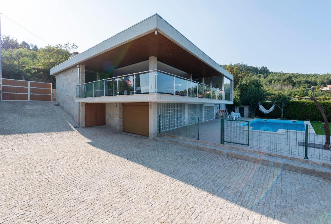 Lovelystay - Casa Guimas Penafiel Buitenkant foto